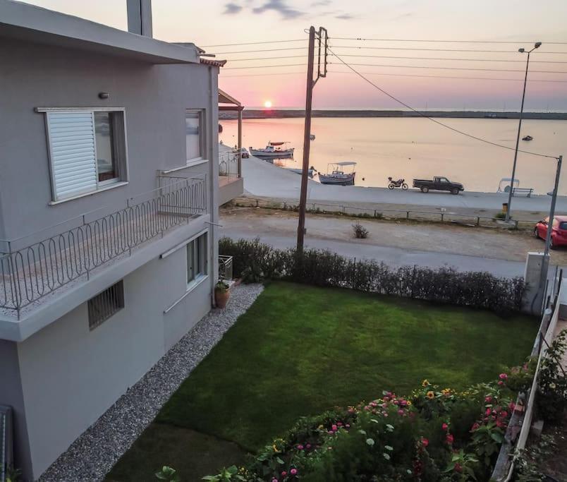 Phaos I Apartment Kyparissia Exterior photo